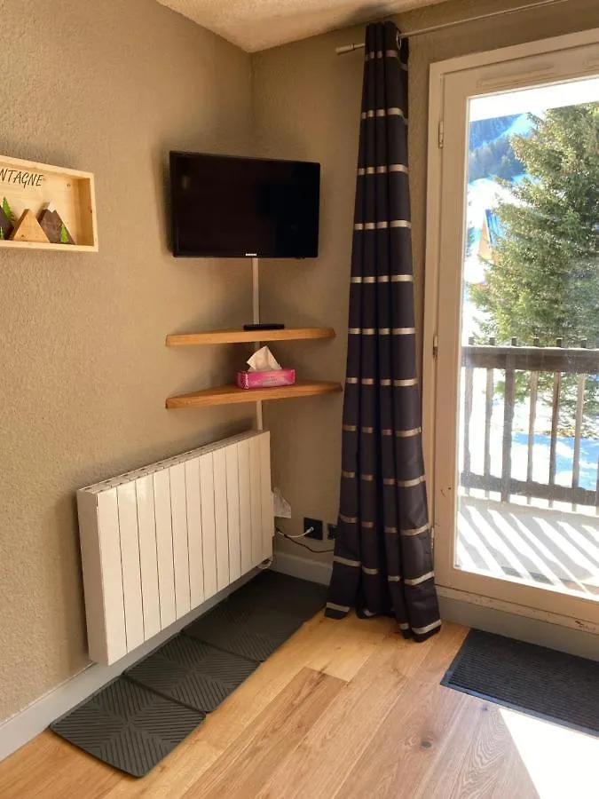 Superbe Studio De Montagne, Au Pied Des Pistes De Ski La Morte 0*,  France
