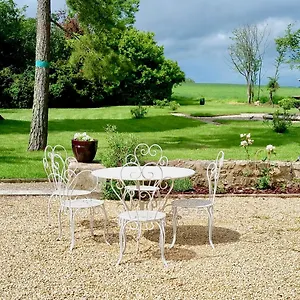 Chateau Dehes 1 D'hote Et 1 Hébergement de vacances Gazaupouy